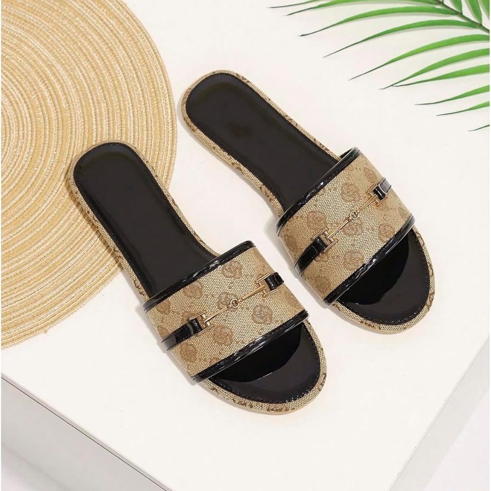 Verdusa Single Chain Equestrian Slip On Sandals